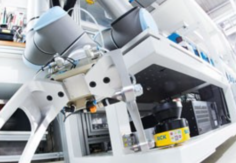 自動化機(jī)器人結(jié)合現(xiàn)代傳感器技術(shù)的解決方案