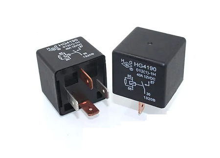 鼓風(fēng)機(jī)電機(jī)使用繼電器的原理是什么，鼓風(fēng)機(jī)電機(jī)如何工作？