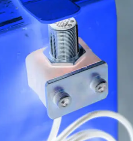 用于檢測金屬物體配置的電感式傳感器有什么優點?