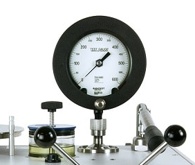 不同校準程序的數字壓力表結構和模擬壓力表結構(圖2) 不同校準程序的數字壓力表結構和模擬壓力表結構(圖2)